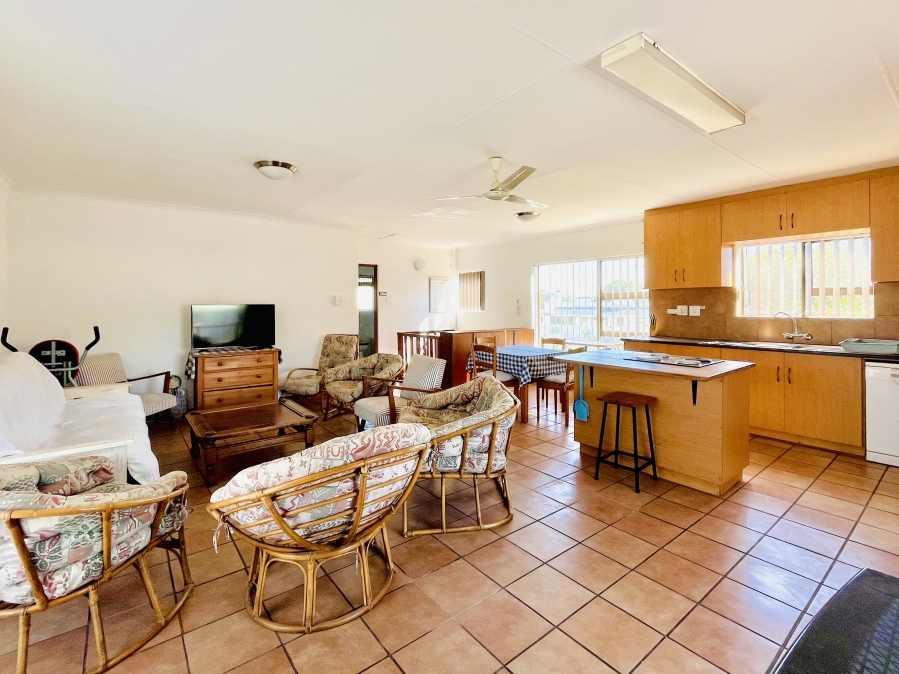 2 Bedroom Property for Sale in Sandbaai Western Cape